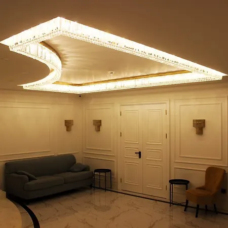 Reo - Ex Pacco Hotel