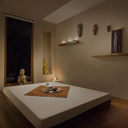 Hotel Reo - Ex Pacco 4*